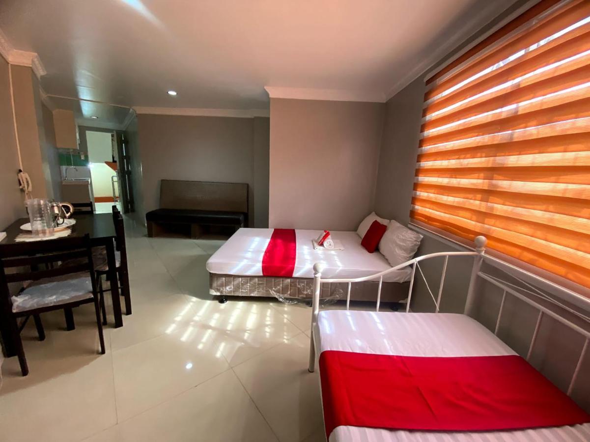 Oyo 104 Manila Venetian Hotel Zewnętrze zdjęcie