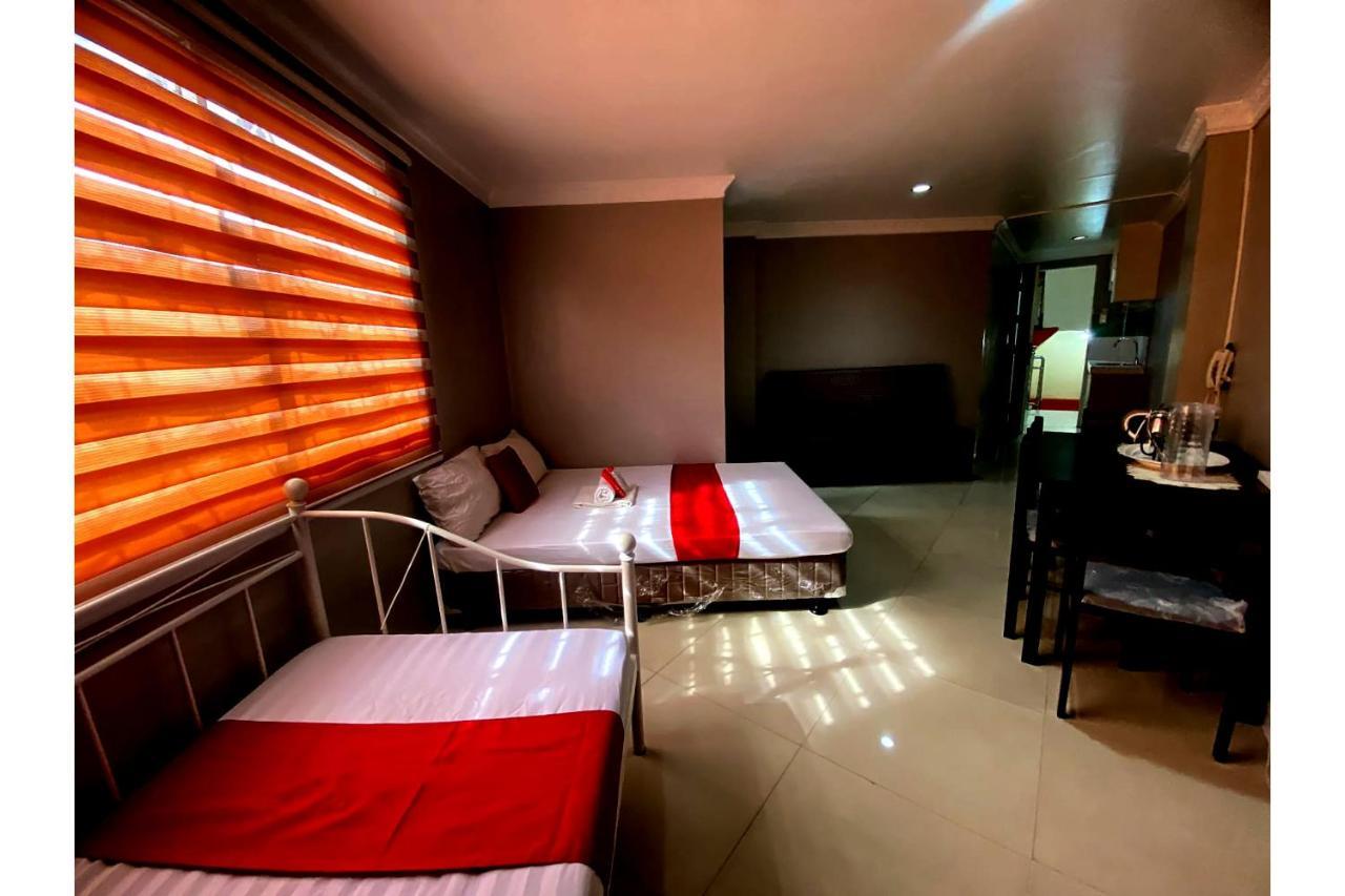 Oyo 104 Manila Venetian Hotel Zewnętrze zdjęcie