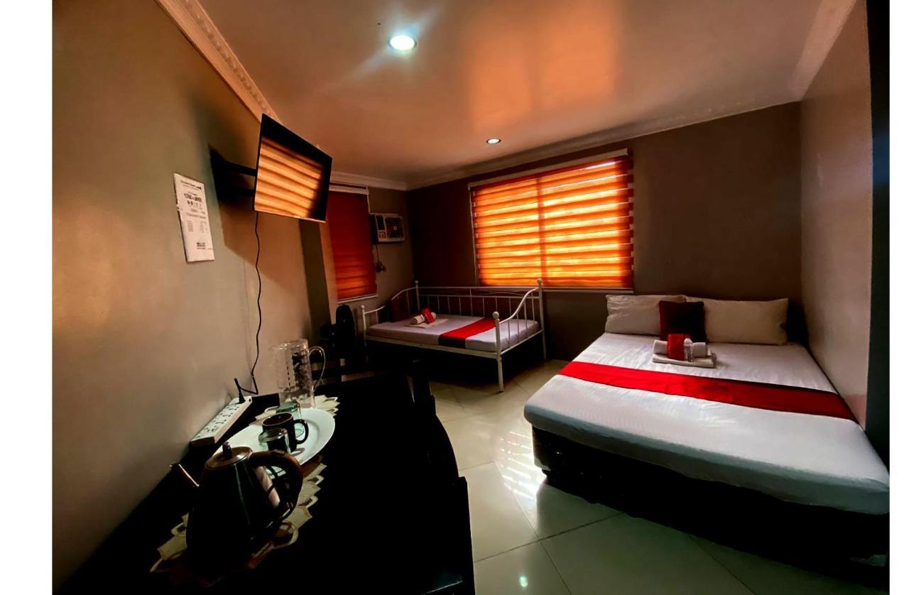 Oyo 104 Manila Venetian Hotel Zewnętrze zdjęcie